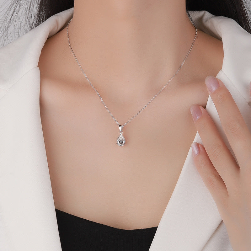 S925 Sterling Silver Moissanite Pendant Water Drop - Norellé