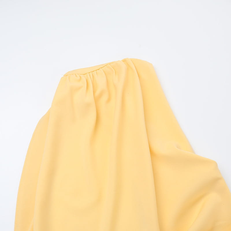 Women’s Pleated Backless Dress