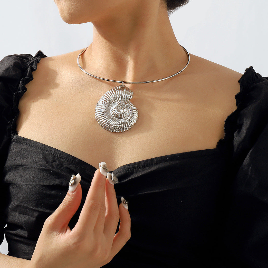 Elegant Personality Geometric Necklace For Women - Norellé