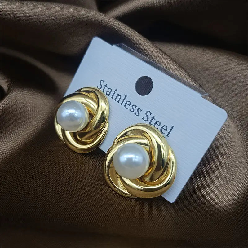 Oval Pearl Earrings Women’s Non-fading Titanium Steel