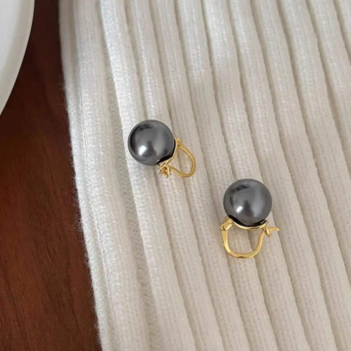 Copper Plated Gold Ancient Hong Kong Style Earrings - Norellé