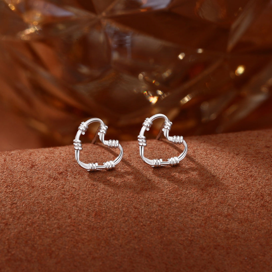 S999 Sterling Silver Commuter Hollow Heart Ear Studs Female Special-interest Design - Norellé