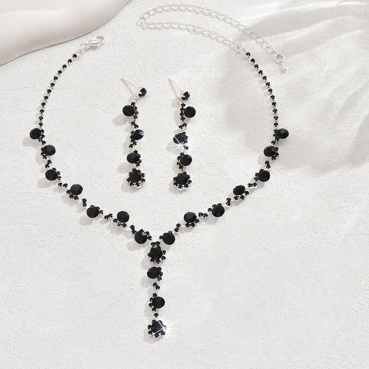 Fashion Crystal Necklace Ear Stud Bracelet Jewelry Accessories - Norellé