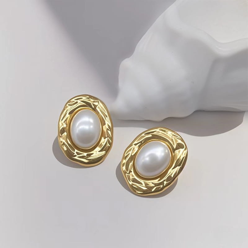 Oval Pearl Earrings Women’s Non-fading Titanium Steel