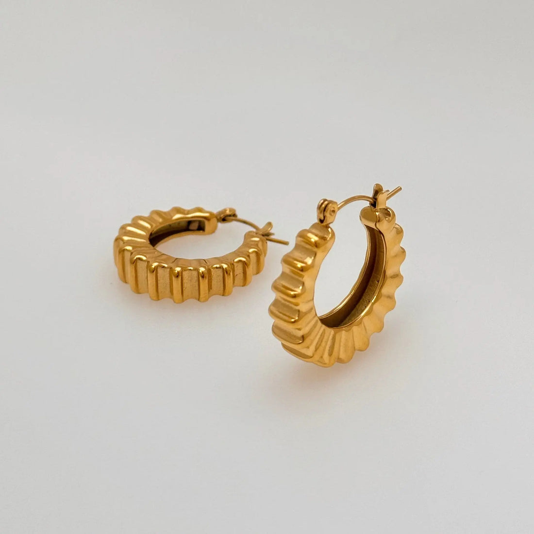 18K Real Gold Plated Titanium Steel Vintage Retro Gear Dancer Simple Earrings - Norellé