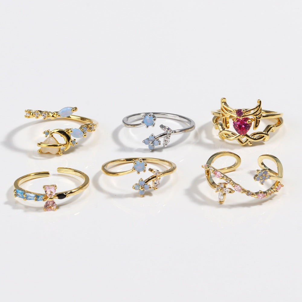 Triangle Diamond Small Blue Bouquet Ring - Norellé