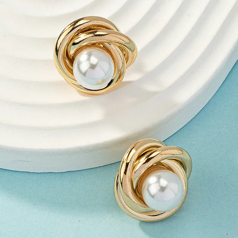 Women's Fashion Artistic Complex Inlaid Pearl Earrings - Norellé