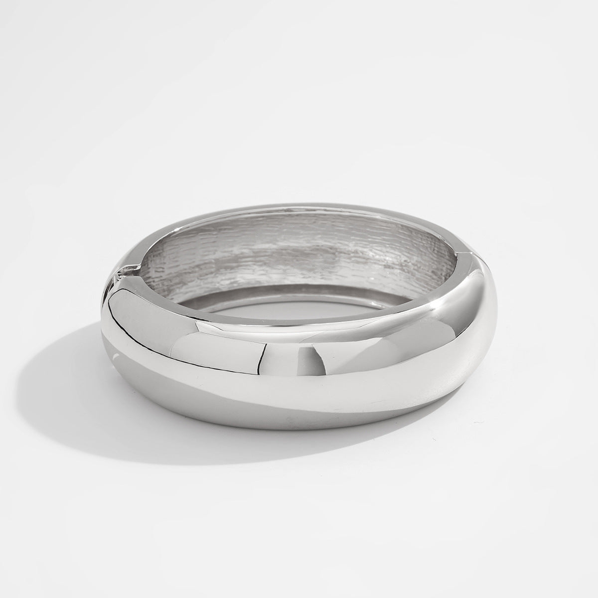 Irregular Metal Wide Curved Glossy Spring Bracelet - Norellé
