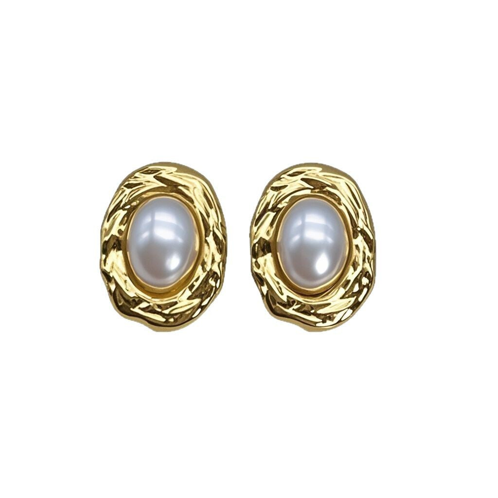 Oval Pearl Earrings Women's Light Luxury Graceful Personality Non-fading Titanium Steel - Norellé