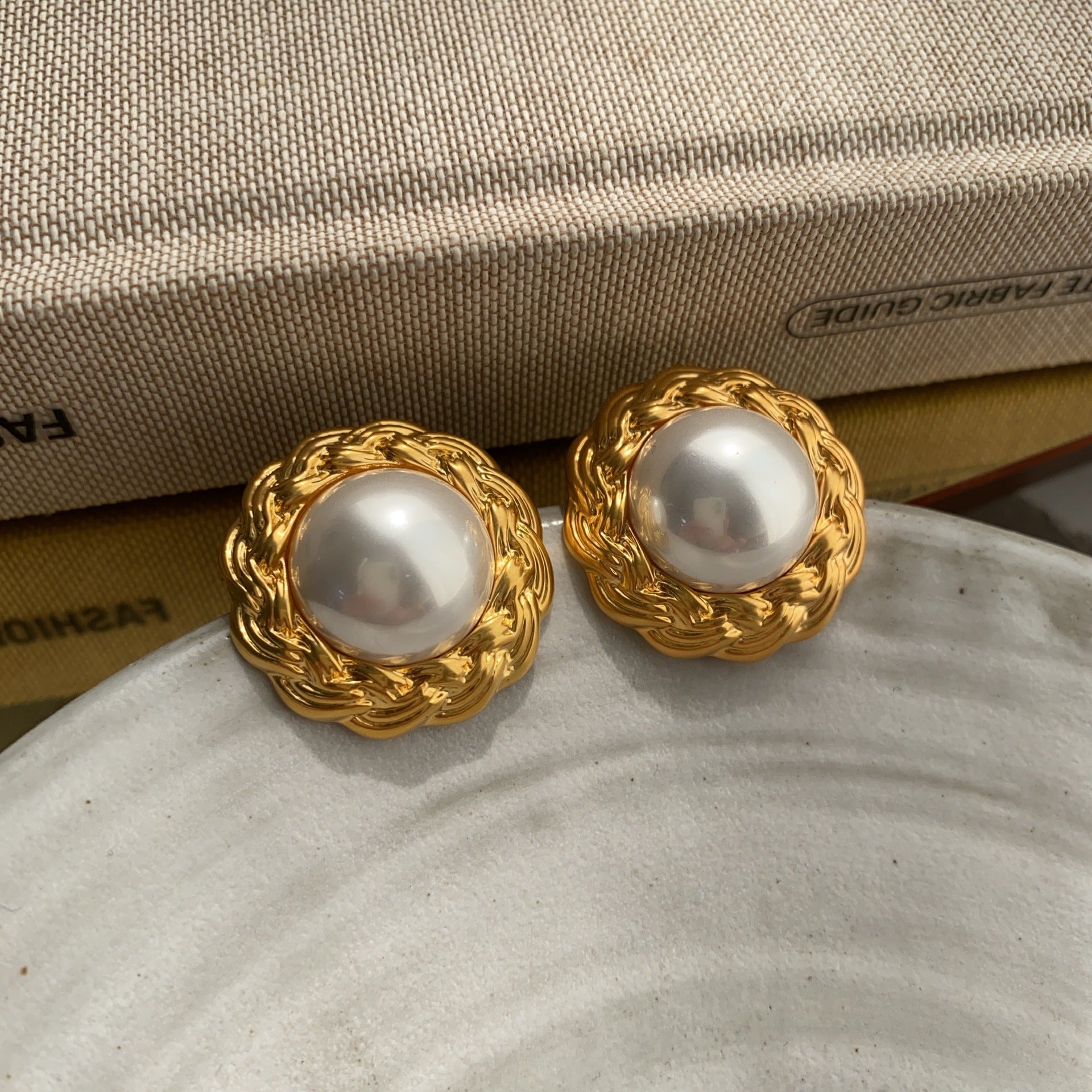 Mid-ancient French Irregular Texture Pearl Earrings - Norellé