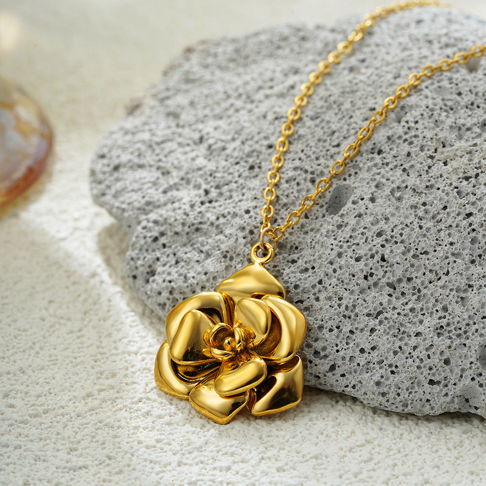 Elegant Necklace Plated 18K Real Gold Rose Flower Light Luxury - Norellé
