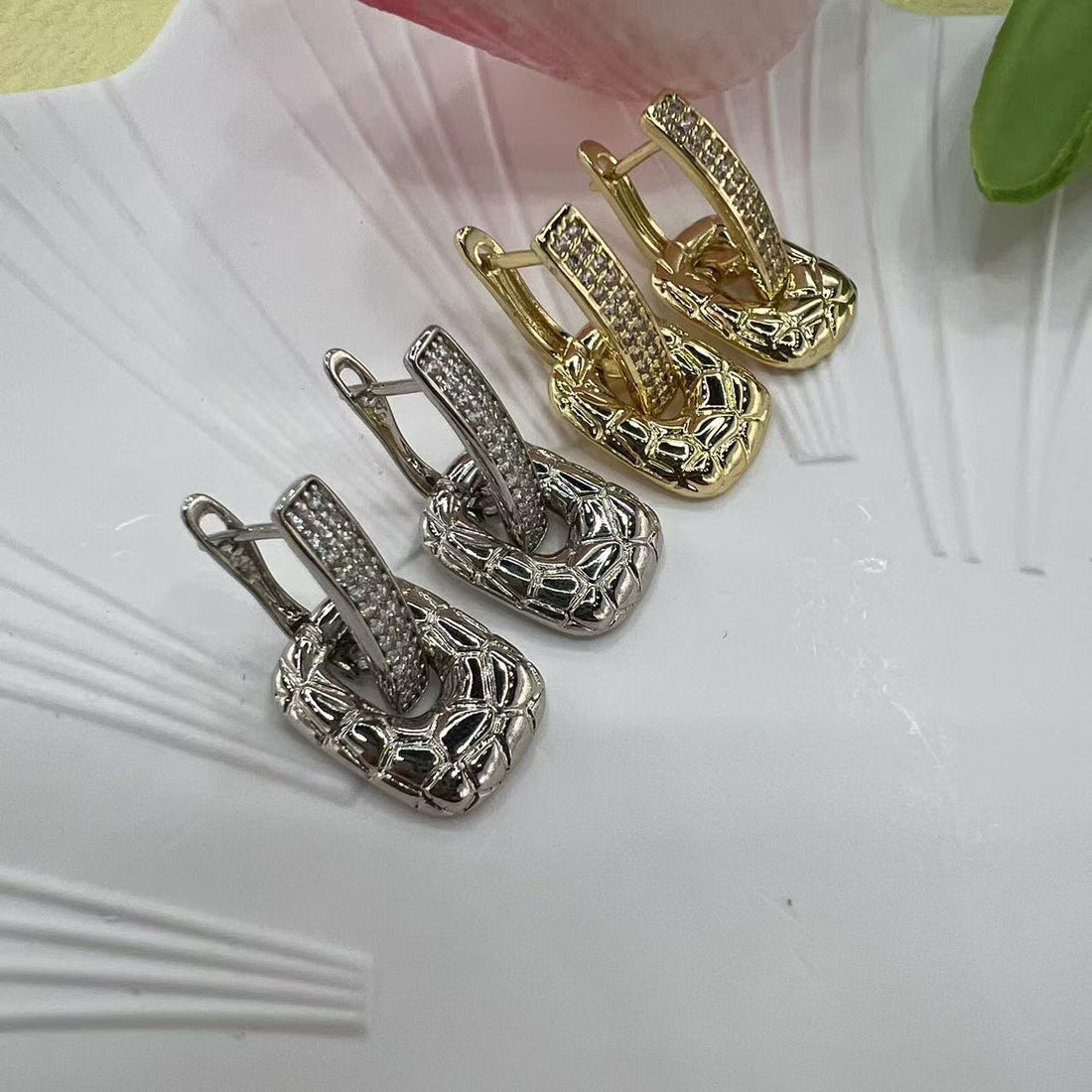 Creative Pure Copper Gold Plated Ear Clip Sterling Silver Needle - Norellé