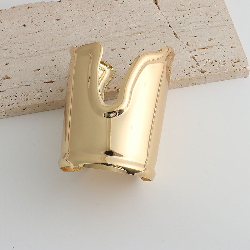 Metal Cross Horseshoe Open-ended Bracelet - Norellé