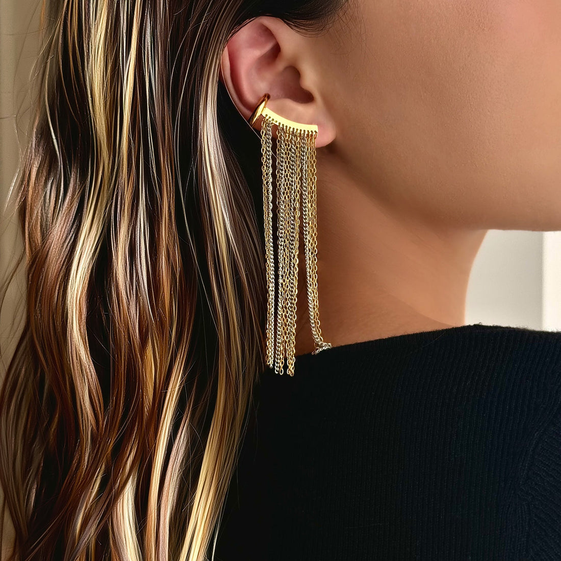 18K Real Gold Plating Titanium Steel Line Drape Ear Clip - Norellé