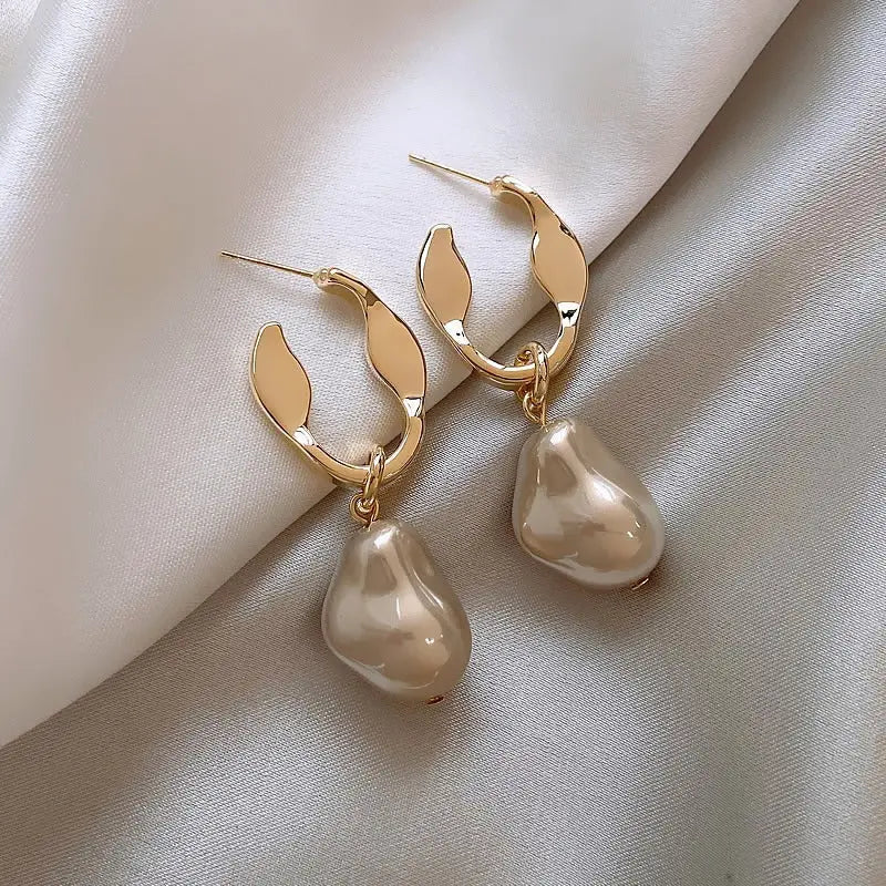 Silver Needle Irregular Baroque Artificial Pearl Earrings Ear Studs Earrings - Norellé
