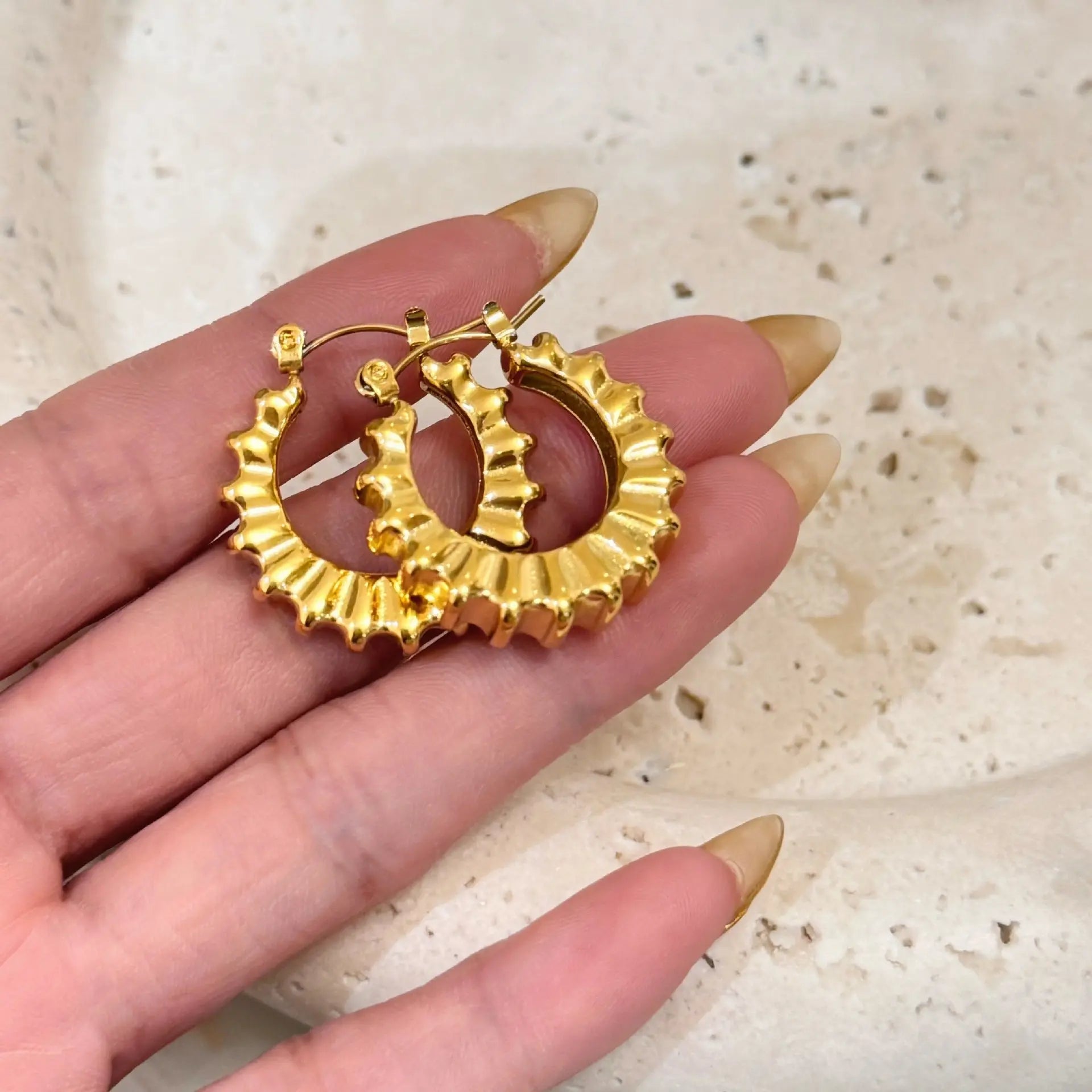 18K Real Gold Plated Titanium Steel Vintage Retro Gear Dancer Simple Earrings - Norellé
