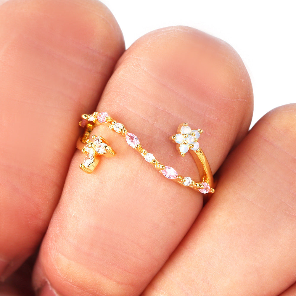 Triangle Diamond Small Blue Bouquet Ring - Norellé