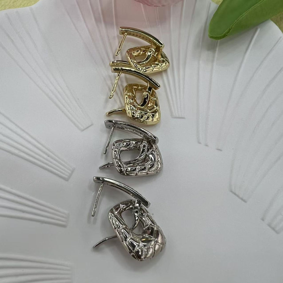 Creative Pure Copper Gold Plated Ear Clip Sterling Silver Needle - Norellé