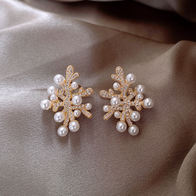 Sterling Silver Needle Temperament Special Interest Light Luxury Cold Coral Pearl Stud Earrings - Norellé