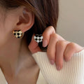 Women's Fashion Best-seller Heart-shaped Plaid Stud Earrings - Norellé