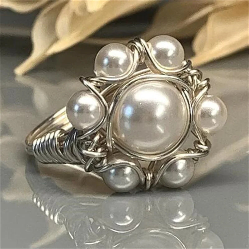 Entry Lux Inlaid Pearl Exquisite Ring - Norellé