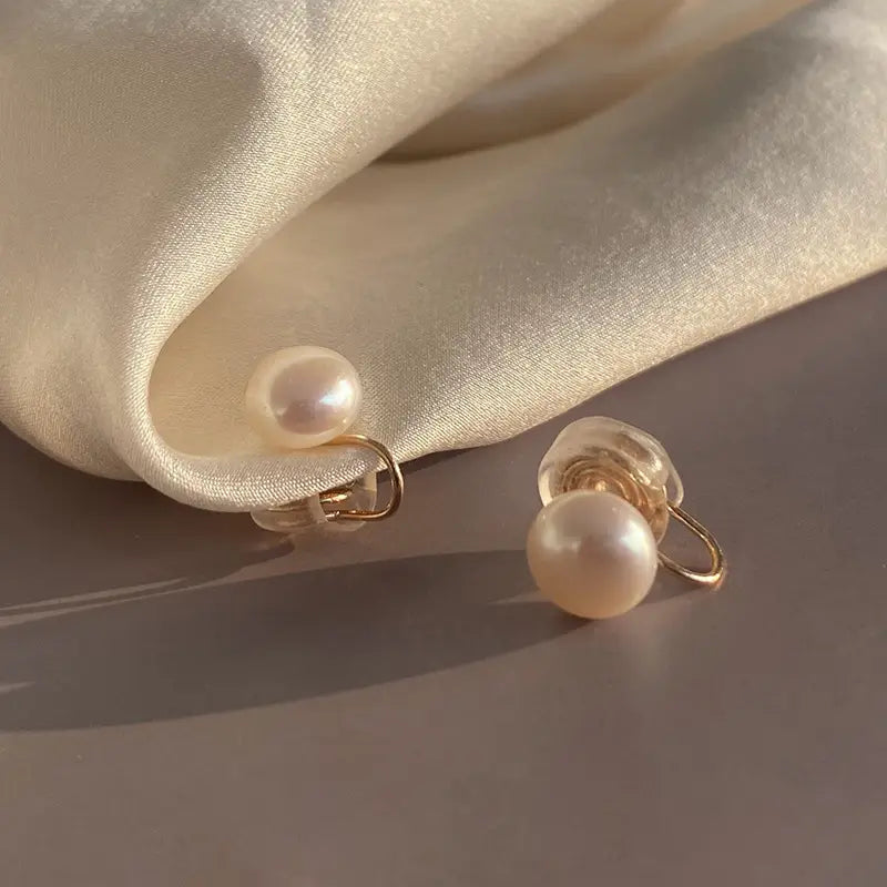 Women’s Simple Freshwater Pearl All-match Earrings