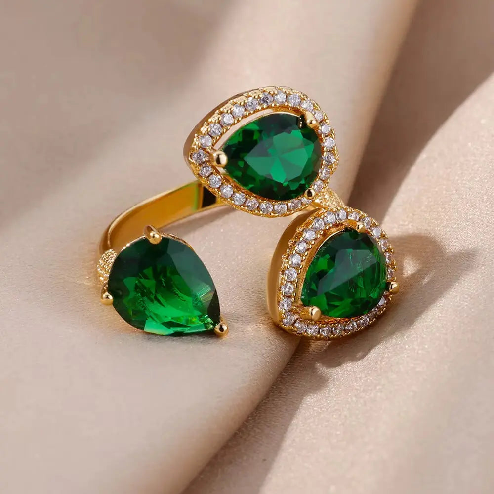 Water Drop Emerald Zircon Ring For Women - Norellé