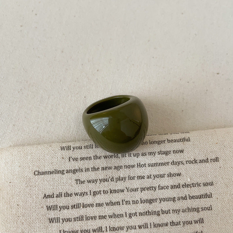 Women's Stylish Retro Minimalism Niche Resin Bracelet Ring - Norellé