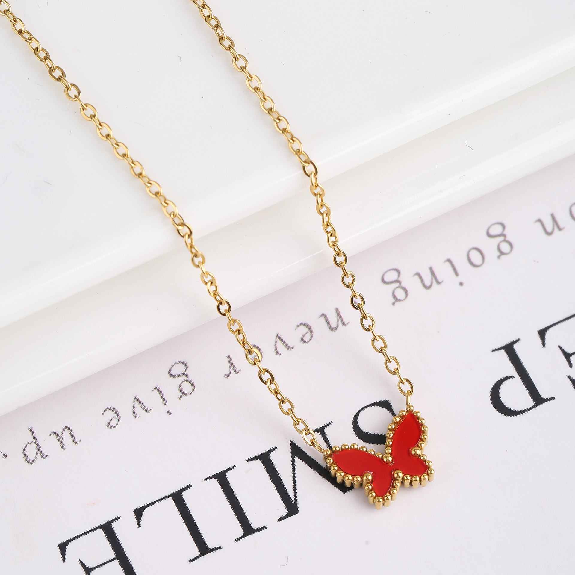 Simple Fashion Personality Temperament Butterfly Necklace - Norellé