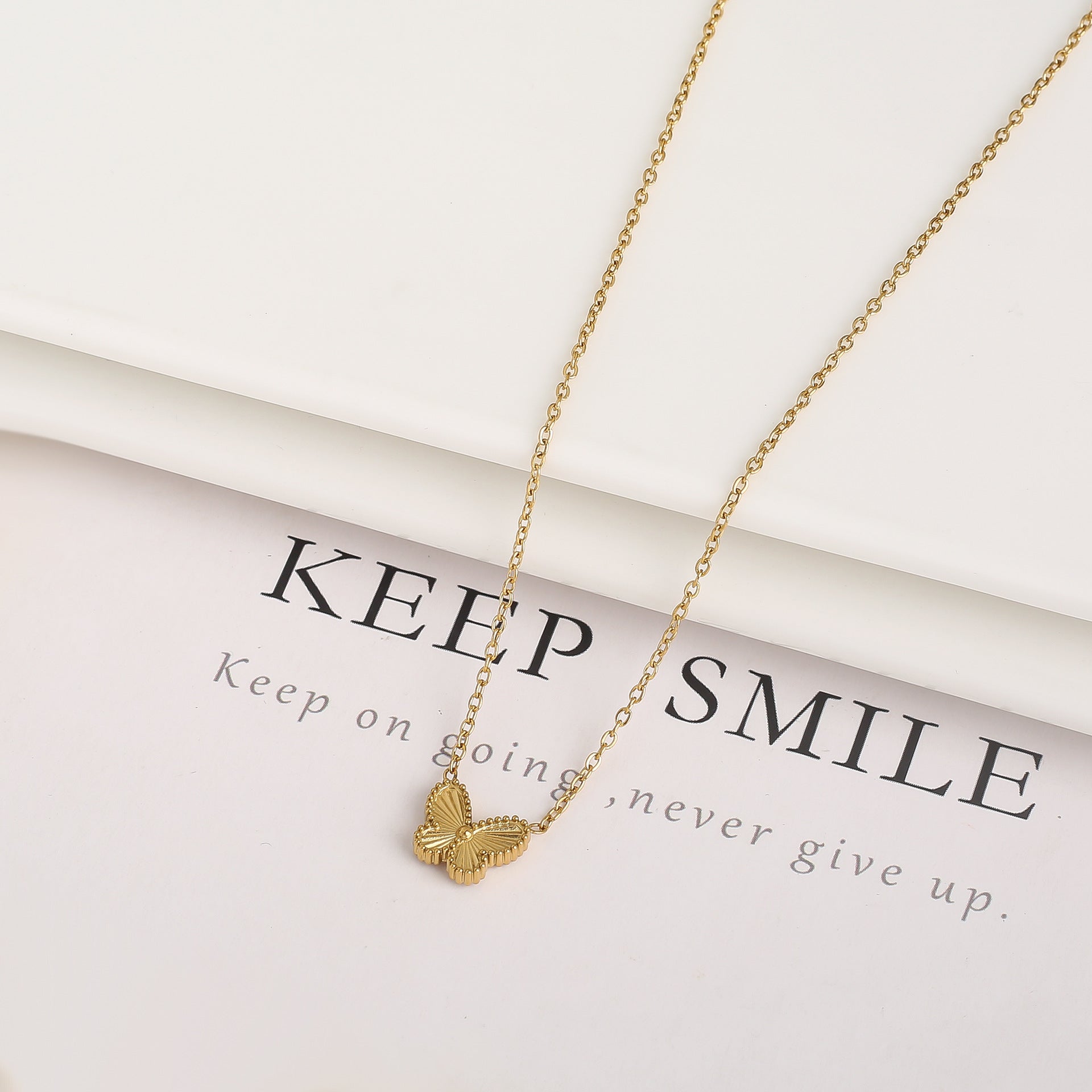 Simple Fashion Personality Temperament Butterfly Necklace - Norellé