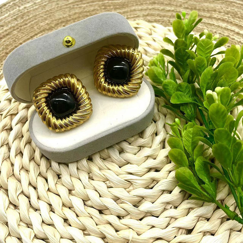 Retro Square Stud Earrings Mid-ancient Simple - Norellé