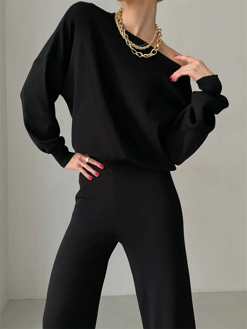 Elegant Winter Knit Pants Set Woman
