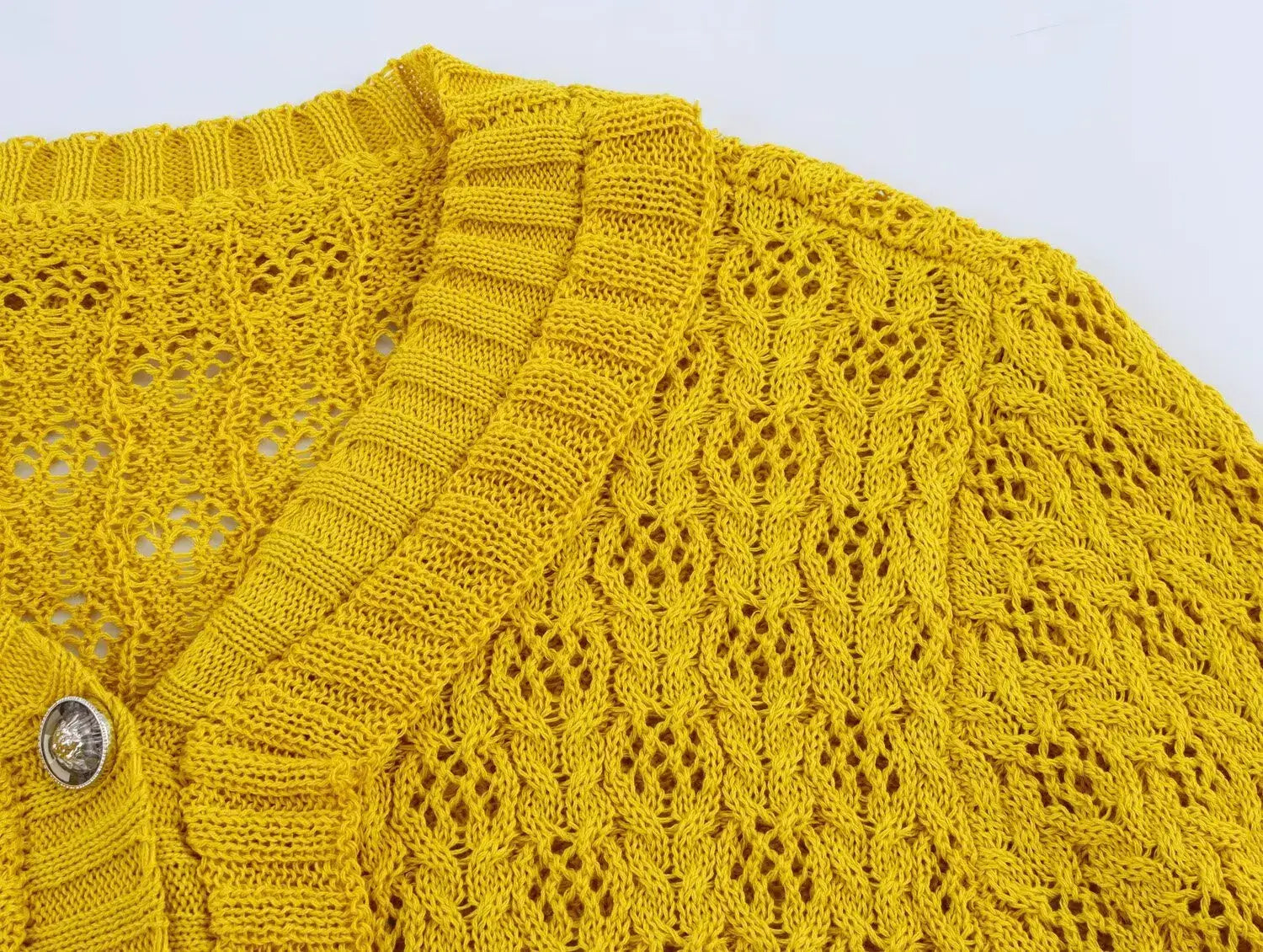 Women’s Slim Fit Knitted Cardigan V-neck Long Sleeve