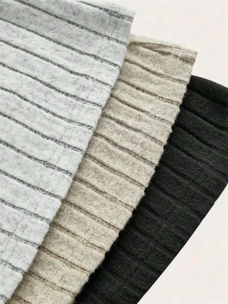 Women’s Solid Color Ribbed Flared Leggings