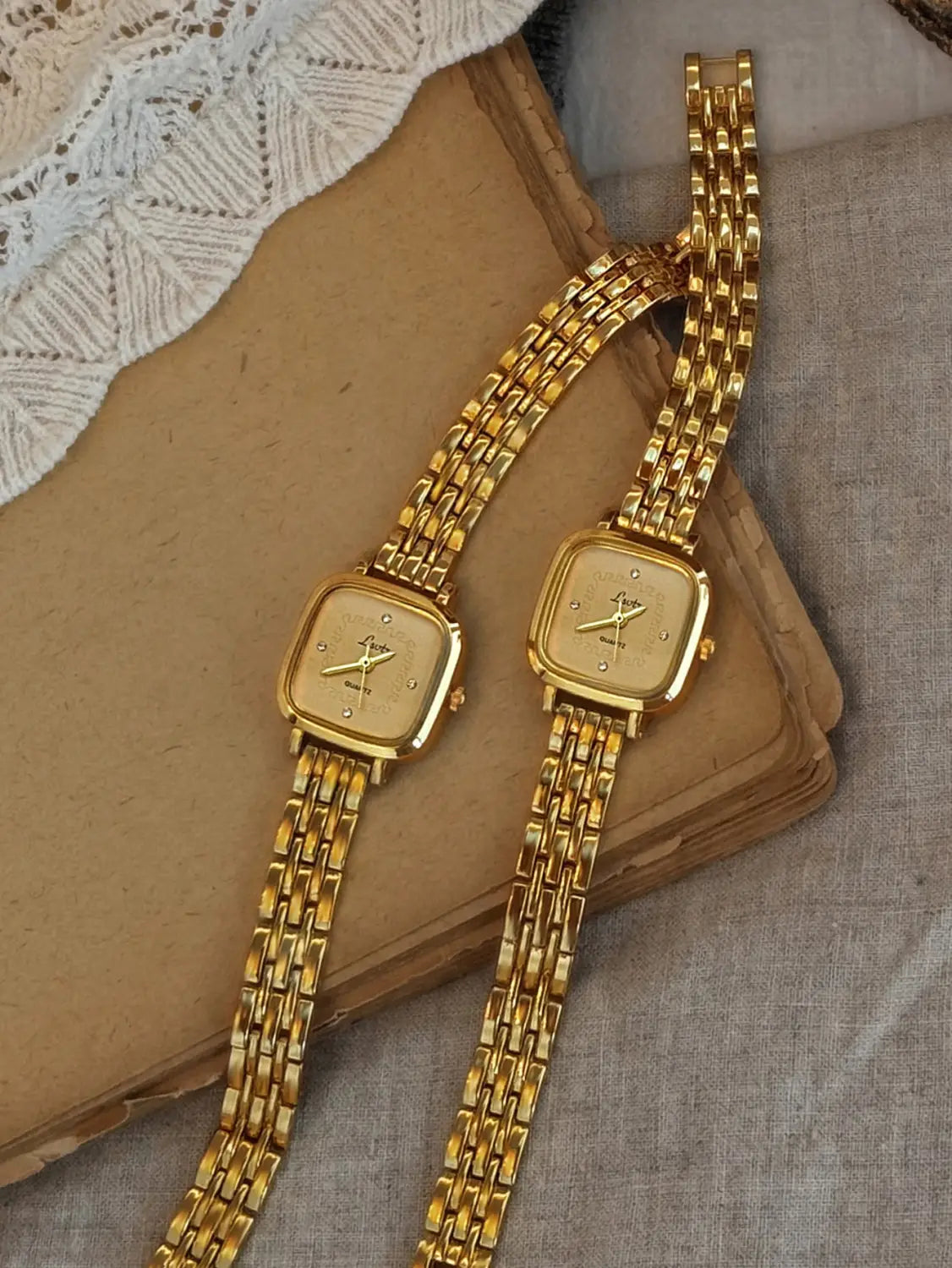 French Retro Gold Small Dial Ladies Watch