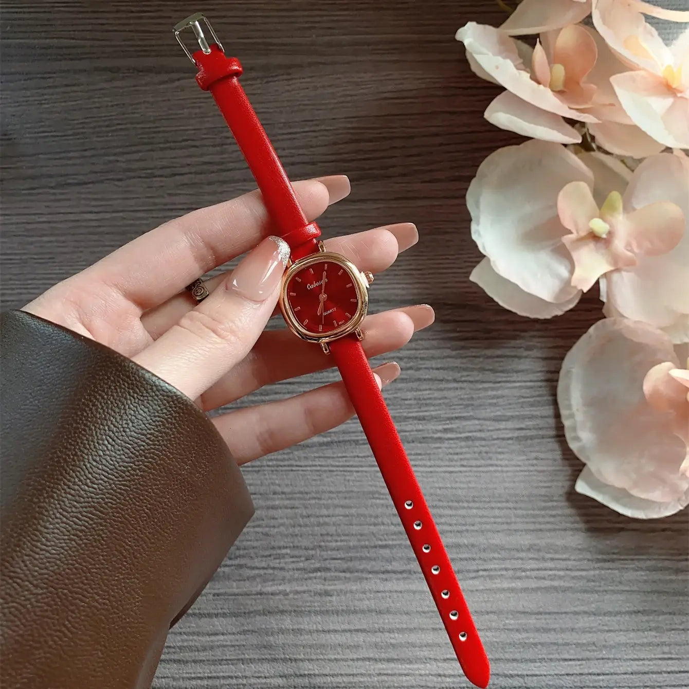 Square Exquisite Girls’ Watch Brown Strap Simple and Versatile