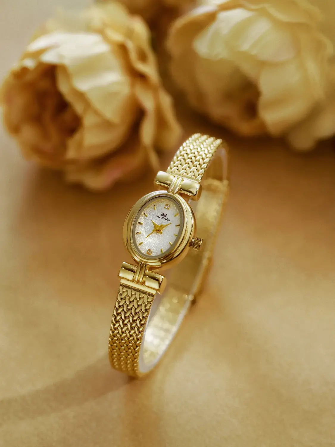 Ladies Watch Vintage Luxury High Quality Gold Oval Small Wrist