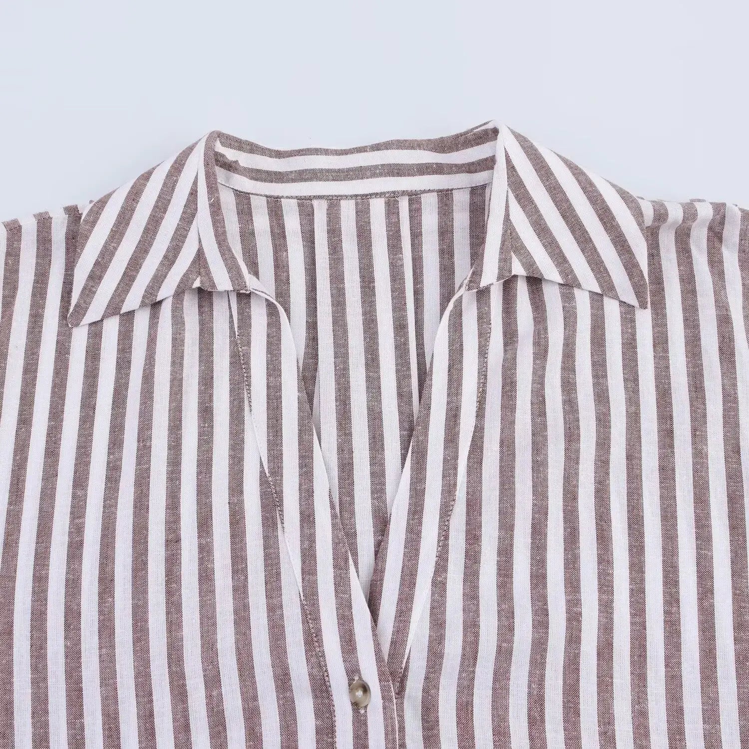 Women’s Shirt With a Collar and Wide Sleeves Simple Stripes Single Breasted