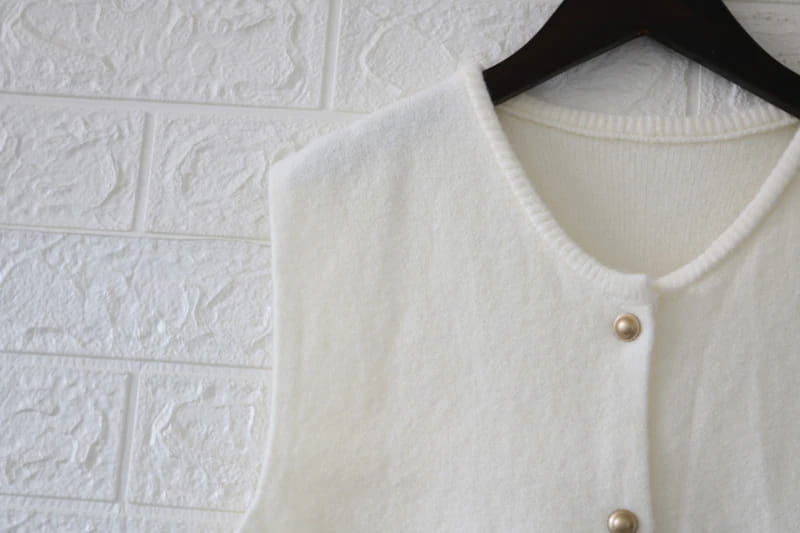 Knitted Vests Women