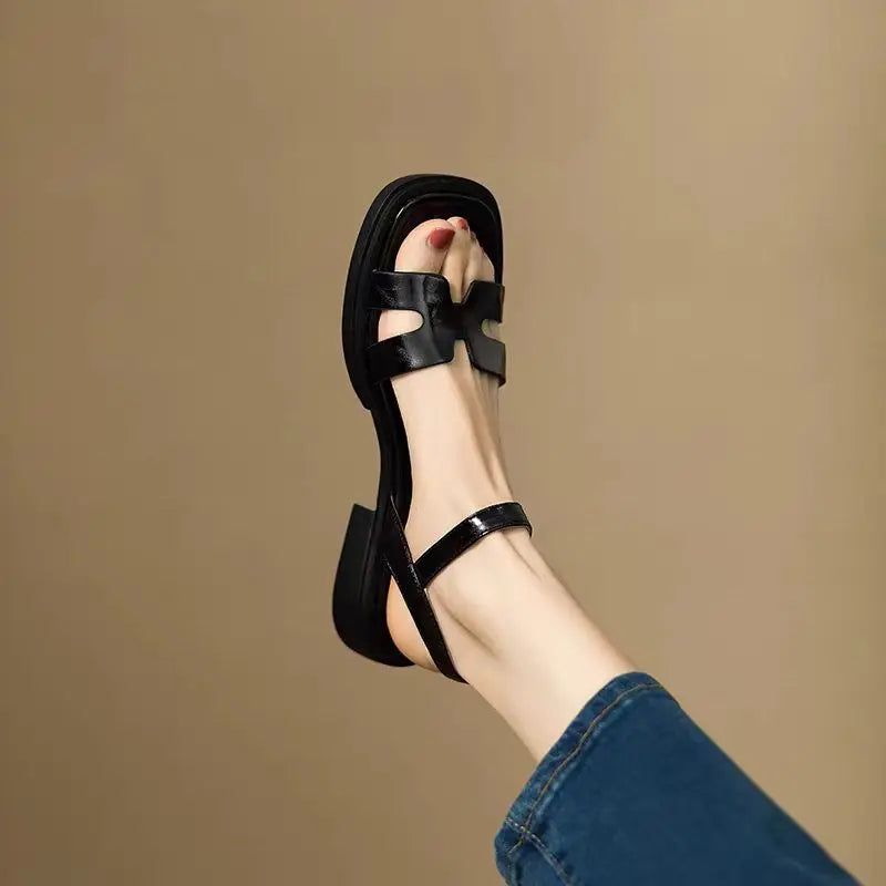 Woman Flat Sandals