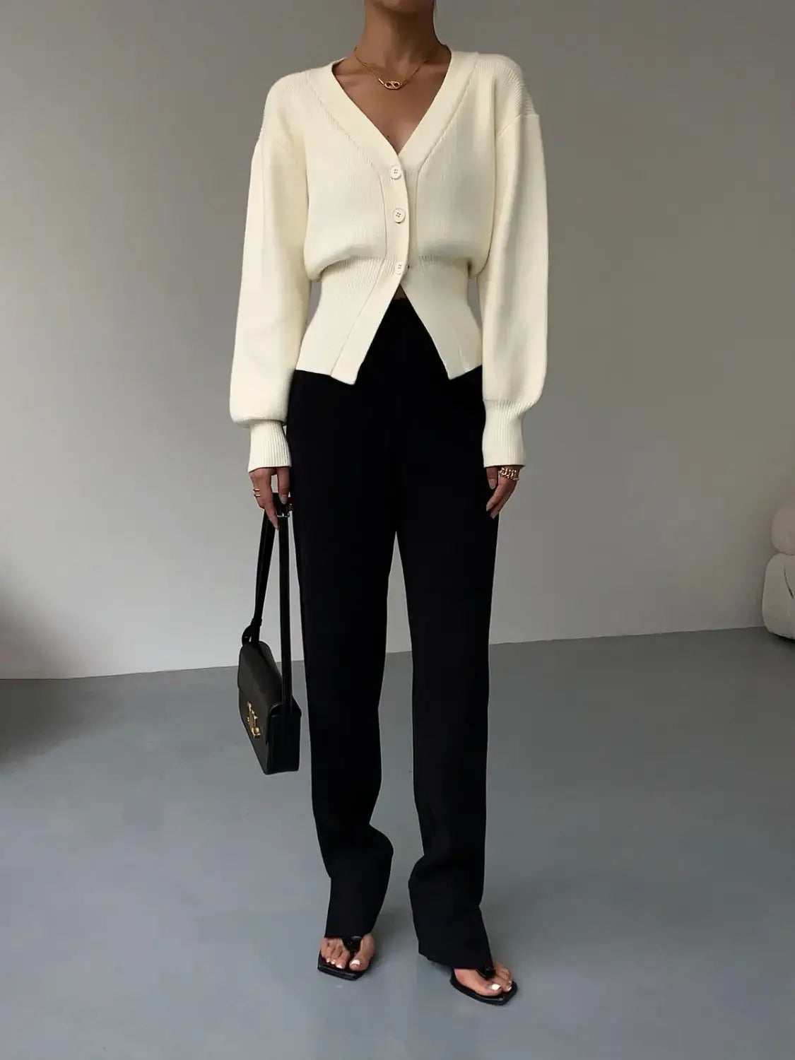 Women V-neck Long Sleeve Casual Knitted Cardigan