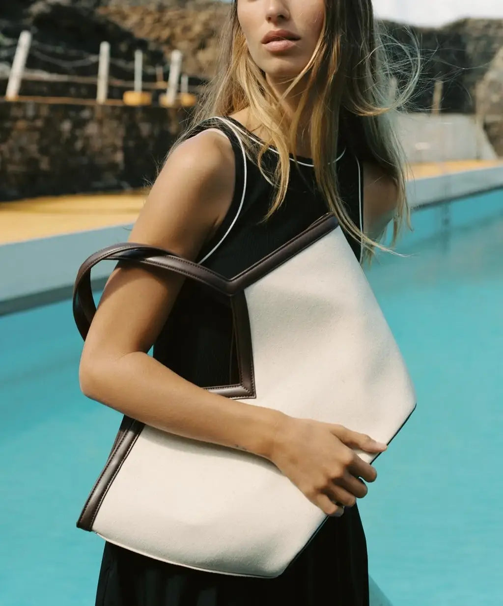 Spacious Top Handle Fashion Shoulder Bag