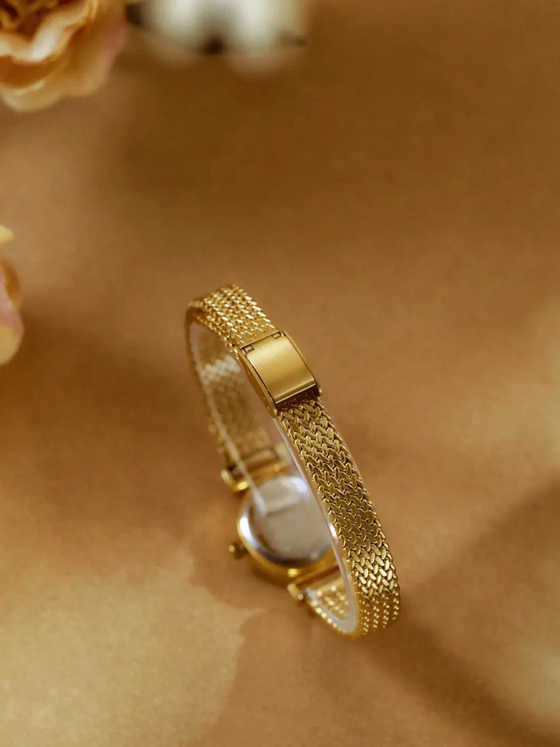 Ladies Watch Vintage Luxury High Quality Gold Oval Small Wrist