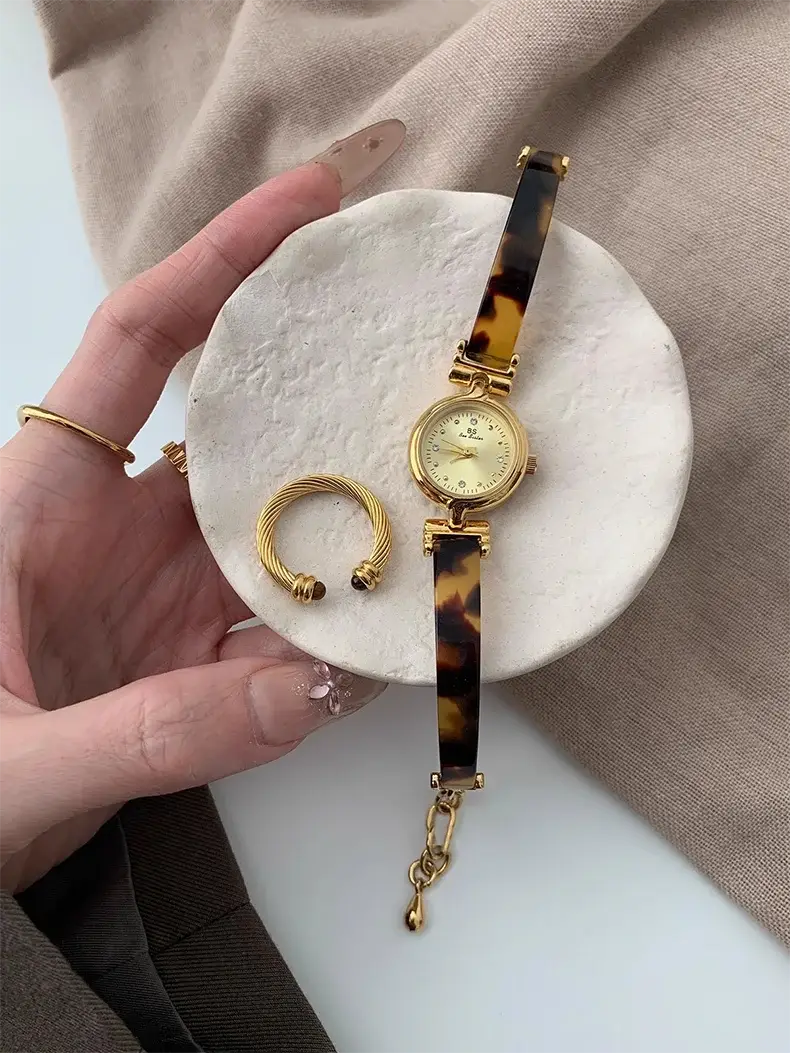 Women Watch Exquisite Amber Tortoiseshell Bracelet Quartz Wristwatch