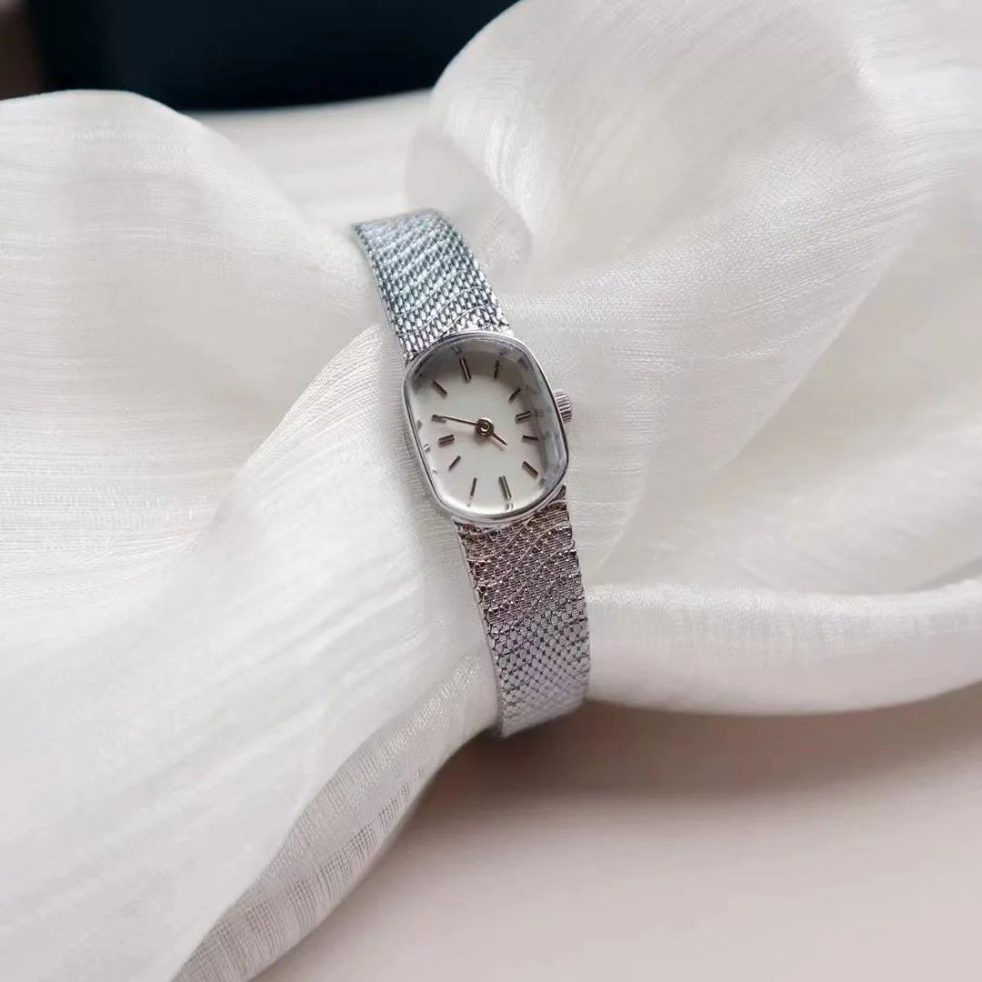 Women’s Watch Vintage Gold Luxury High end