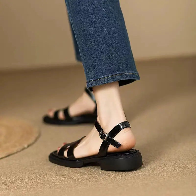 Woman Flat Sandals