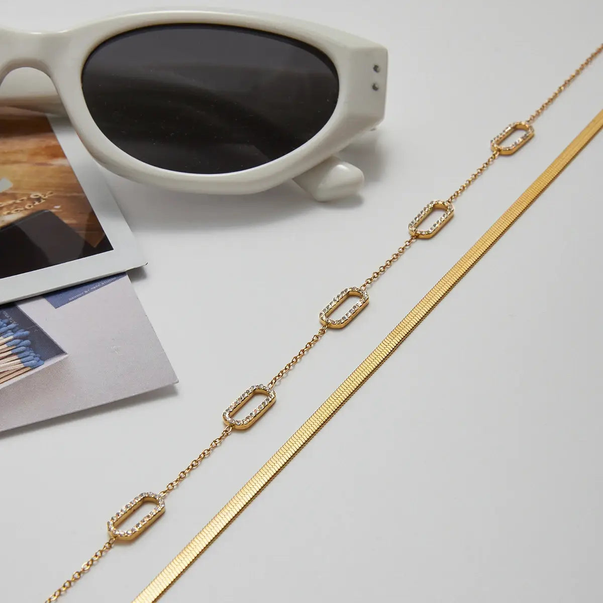 Simple Classic Rhinestone Geometric Pendant Necklace Stainless Steel