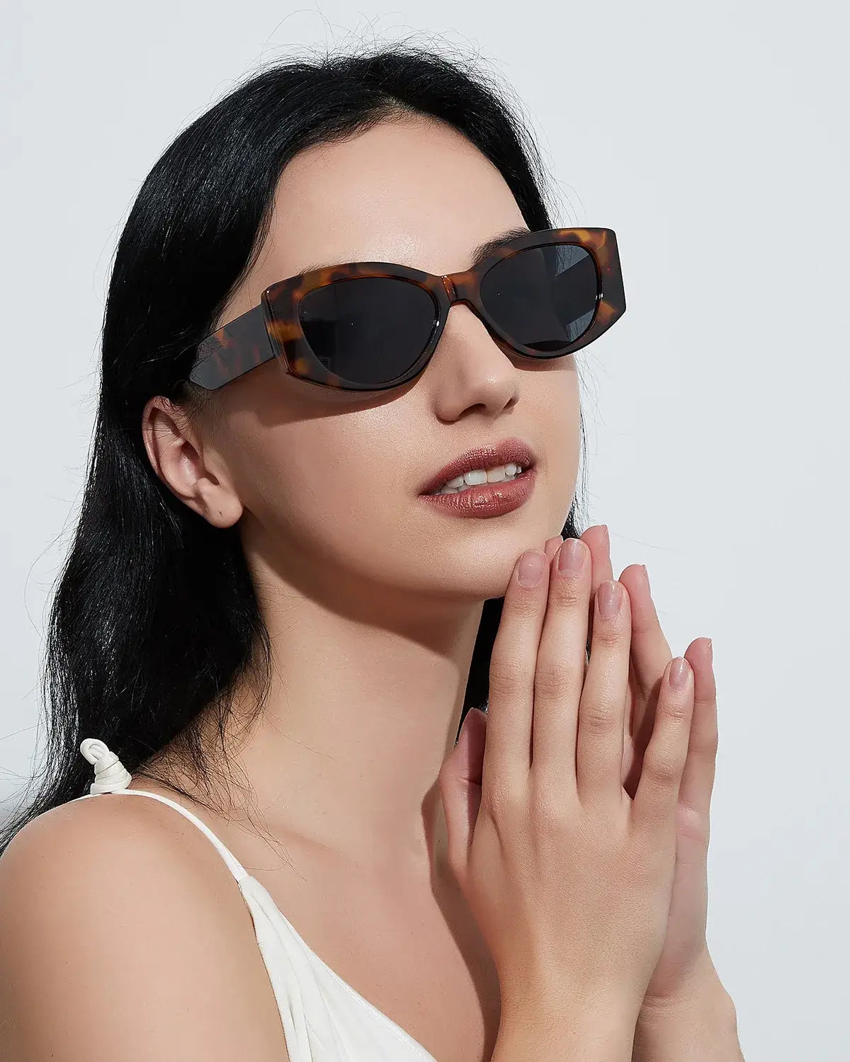 Cat Eye Shape Women Sunglasses