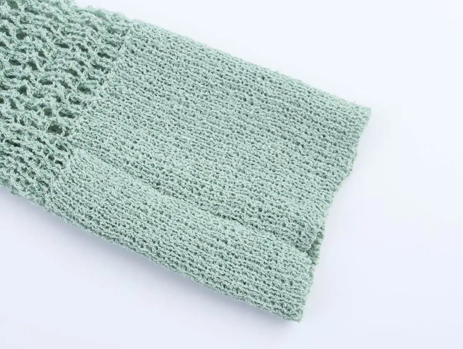 Women’s Slim Fit Knitted Cardigan