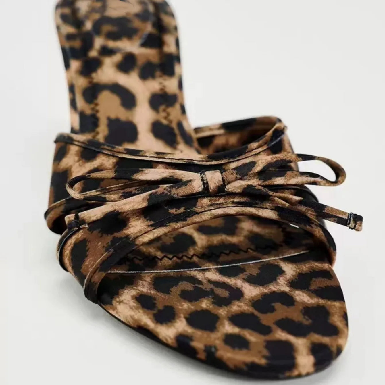 High Quality Women Shoes Bow Knot Leopard Print Heel